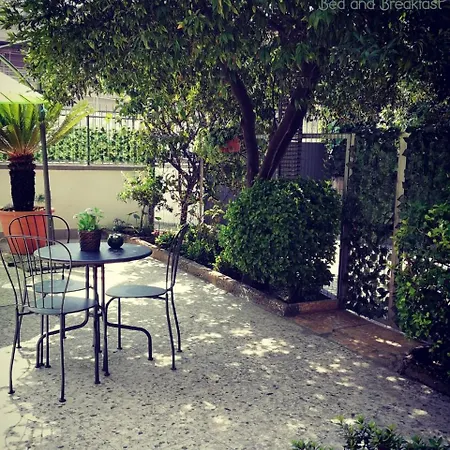 Azalea Bed & Breakfast